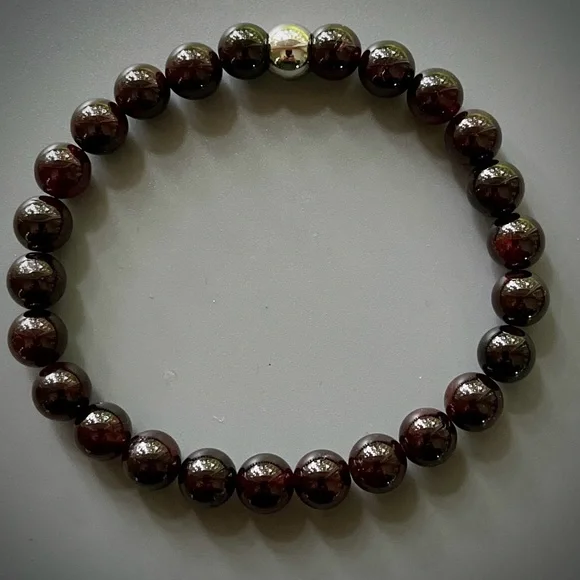 Deep Red Garnet January Birthstone Handcrafted Bead Bracelet - Picture 4 of 6